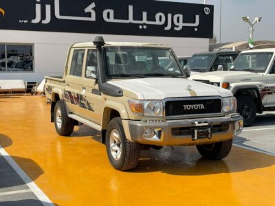 2021 Toyota LAND CRUISER DC MT PETROL 4.0L V6 Engine Beige Brown Pick Up Truck