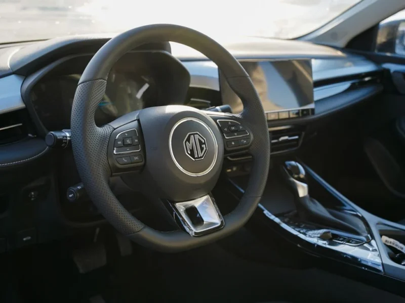 2025 MG MG 5 4 Cylinders Petrol Engine Black Sedan GCC Specs