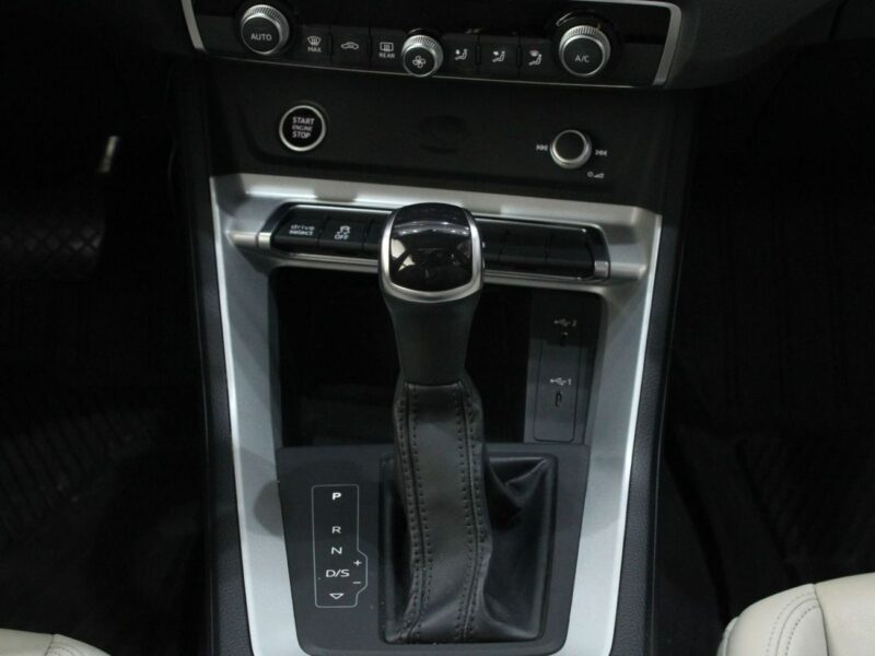 2023 Audi Q3 40 TFSI - S Line 2.0-liter Turbocharged V4 Cylinder Engine White Beige SUV