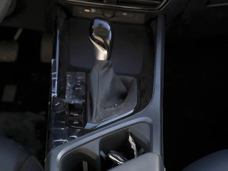 2025 MG MG 5 4 Cylinders Petrol Engine Black Sedan GCC Specs