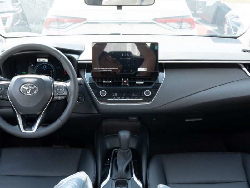 2025 Toyota Corolla Elite 1.8L 4-cylinder Hybrid Engine AT White Black Sedan FWD