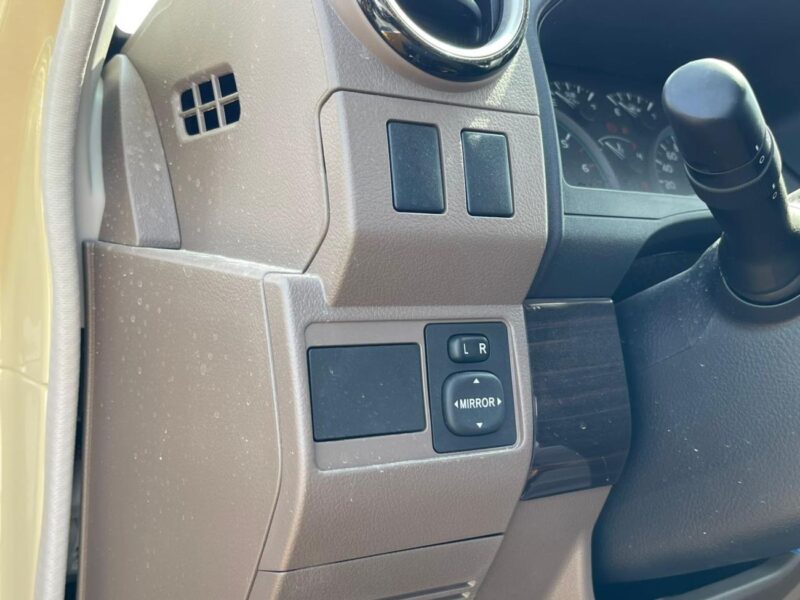 2024 Toyota LAND CRUISER SC AT 4.0L V6 Petrol Engine Pick Up Beige Tan GCC Specs