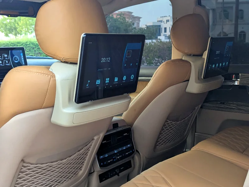 2014 Toyota Land Cruiser GXR MID 4 Cylinder Engine Black Brown SUV GCC Specs