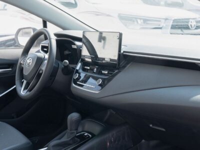 2025 Toyota Corolla Elite 1.8L 4-cylinder Hybrid Engine AT White Black Sedan FWD