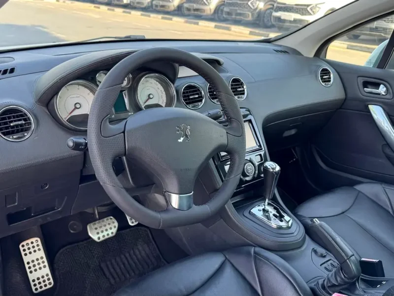 2010 Peugeot 308 CC 4 Cylinder Engine White Black Hard Top Convertible