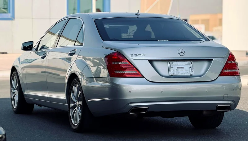 2012 Mercedes-Benz S-Class S 550 8 Cylinders Engine Silver Black Sedan RWD