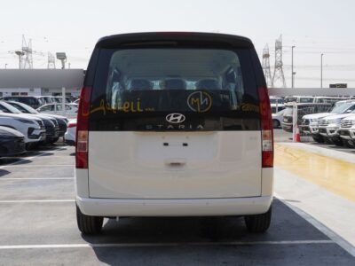 2025 Hyundai Staria 3.5 Liter V6 Cylinder Petrol Engine White Black Van