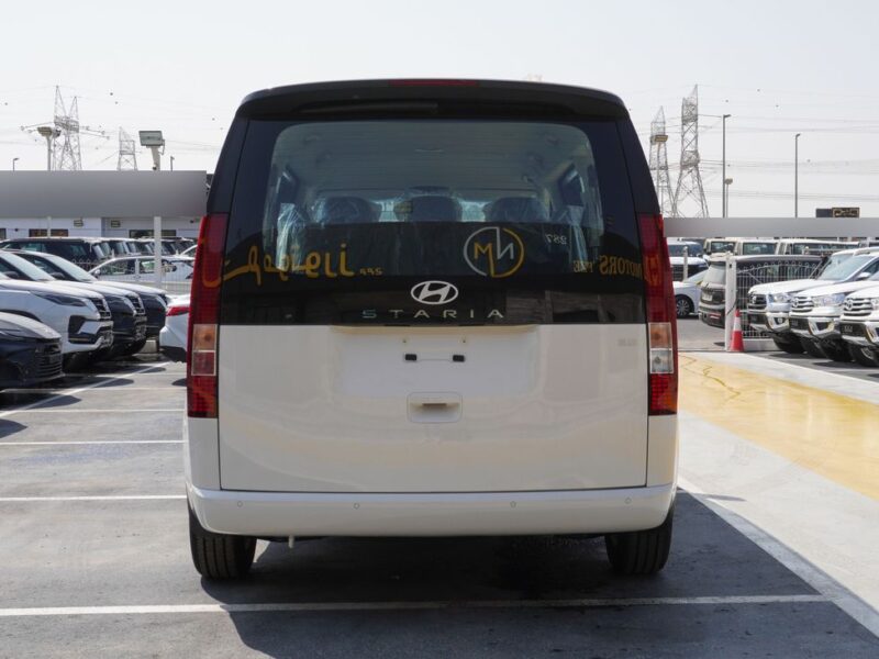 2025 Hyundai Staria 3.5 Liter V6 Cylinder Petrol Engine White Black Van