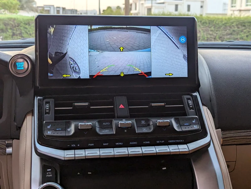 2014 Toyota Land Cruiser GXR MID 4 Cylinder Engine Black Brown SUV GCC Specs