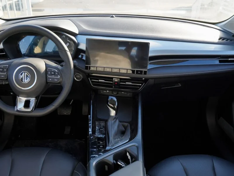 2025 MG MG 5 4 Cylinders Petrol Engine Black Sedan GCC Specs