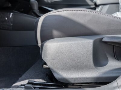 2025 Toyota Corolla Elite 1.8L 4-cylinder Hybrid Engine AT White Black Sedan FWD