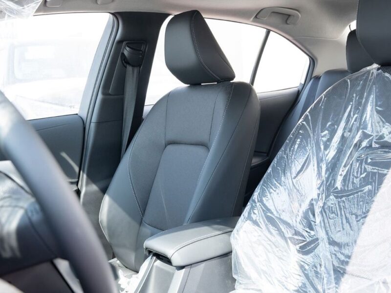 2025 Toyota Corolla Elite 1.8L 4-cylinder Hybrid Engine AT White Black Sedan FWD