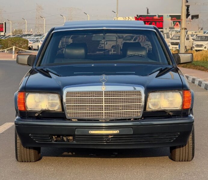 1991 Mercedes-Benz 560SEL 5.6 Liters V8 Engine Black Sedan RWD Clean Title