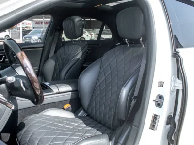 2022 Mercedes-Benz S-Class S 580 4Matic 8 Cylinders Engine White Black Sedan