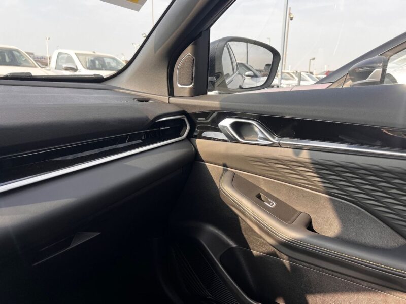 2026 Geely Coolray Geely Coolray 1.5 Liter 4 Cylinders Petrol Engine