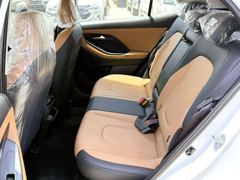 Hyundai Creta Hyundai Creta 1.5L 4 Cylinders Engine Petrol 2026 White Brown SUV