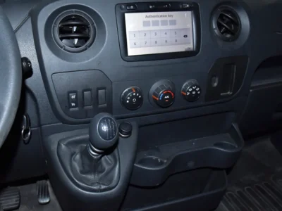 2020 Renault Master Other 4 Cylinder Engine White Black Van GCC Specs