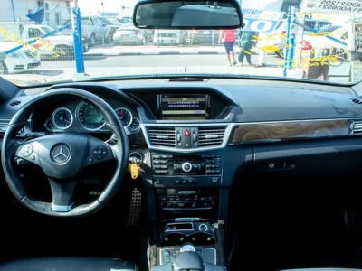 2009 Mercedes-Benz E-Class E 350 6 Cylinders Engine Black Sedan Excellent Condition