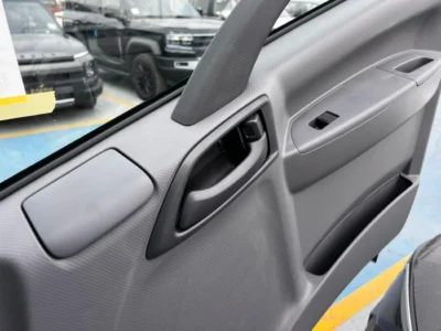 2025 ISUZU NPR REWARD 6 Cylinder Diesel Engine White Grey Truck