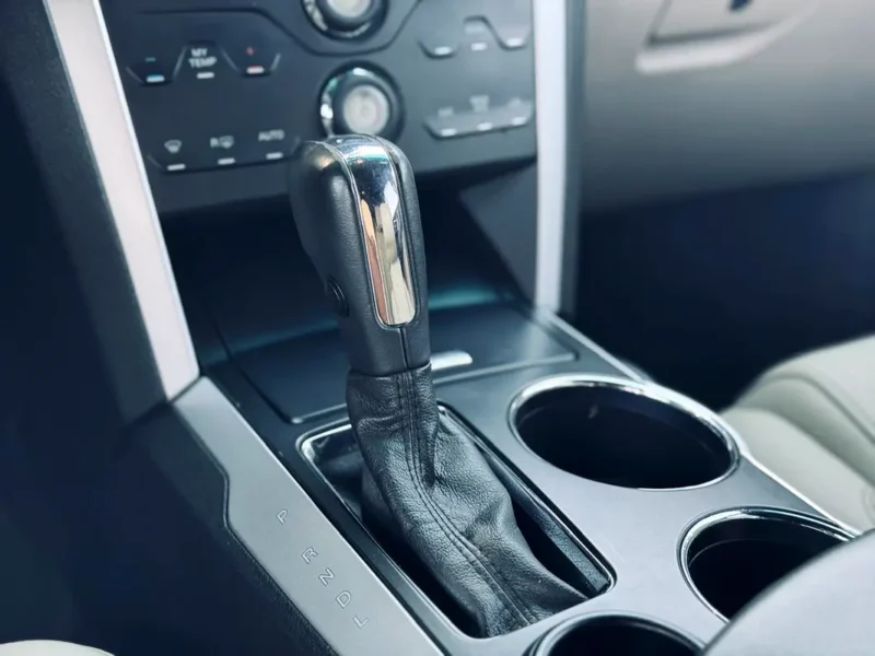 2013 Ford Explorer Ecoboost 6 Cylinders Petrol Engine Black White SUV