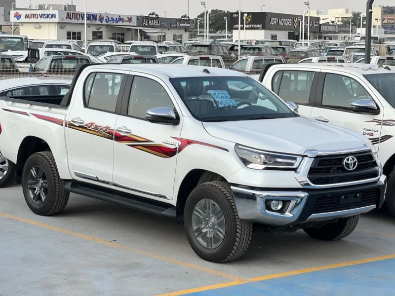 2025 Toyota Hilux 2.4-litre 6 Cylinders Diesel Engine MT White Red Pick Up