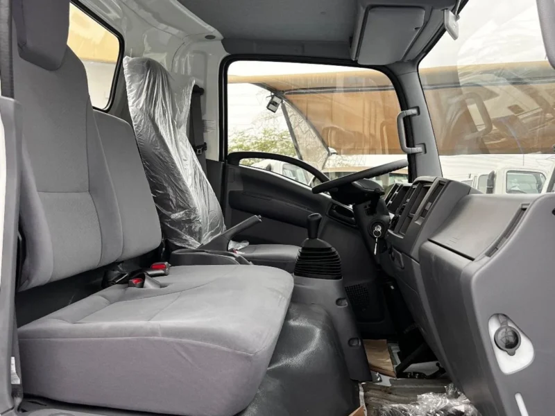 2025 ISUZU NPR REWARD 6 Cylinder Diesel Engine White Grey Truck