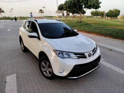 2015 Toyota Rav 4 Exclusive 4 Cylinders Petrol Engine White Black SUV
