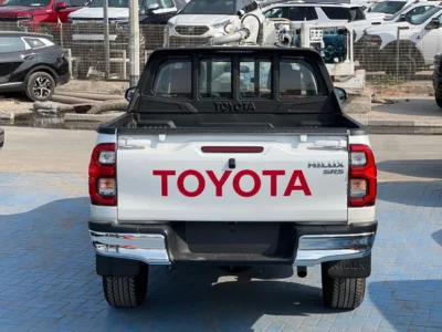 2025 Toyota Hilux 2.4-litre 6 Cylinders Diesel Engine MT White Red Pick Up