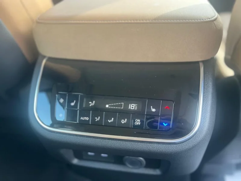 2025 Infiniti QX80 Sensory 3.5L Twin-Turbo V6 Engine White Tan SUV GCC Specs