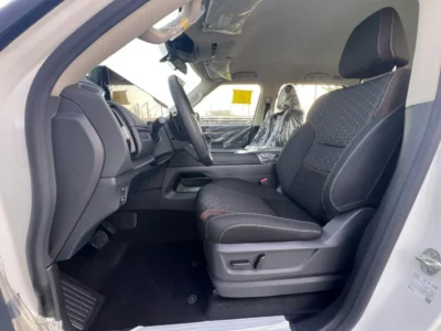 2025 Nissan Patrol XE 3.8 Liters V6 Petrol Engine White Black SUV GCC Specs