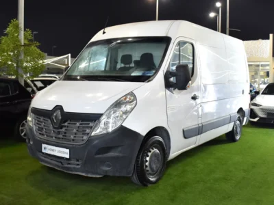 2020 Renault Master Other 4 Cylinder Engine White Black Van GCC Specs