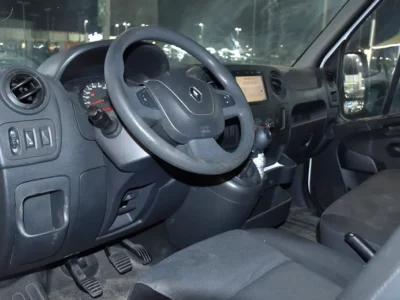 2020 Renault Master Other 4 Cylinder Engine White Black Van GCC Specs