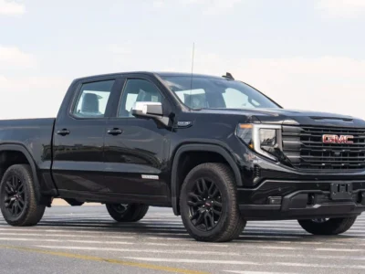 2025 GMC SIERRA 5.3 Liter Petrol V8 Engine Black Grey Pick Up Truck