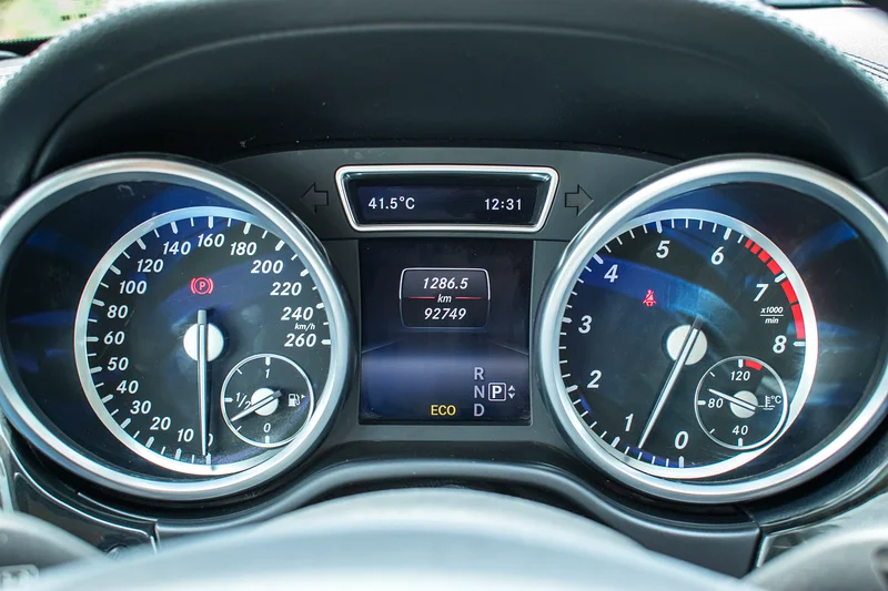 2014 Mercedes-Benz GL-Class GL 550 4Matic 8 Cylinders Engine White Black SUV