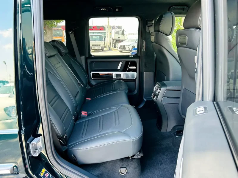 2024 Mercedes-Benz G-Class G 400 d 6 Cylinders Engine Green Black Wagon