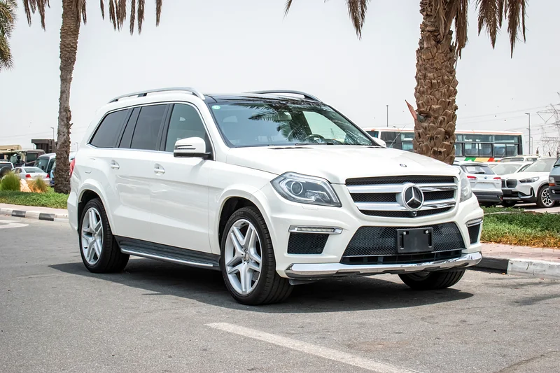 2014 Mercedes-Benz GL-Class GL 550 4Matic 8 Cylinders Engine White Black SUV