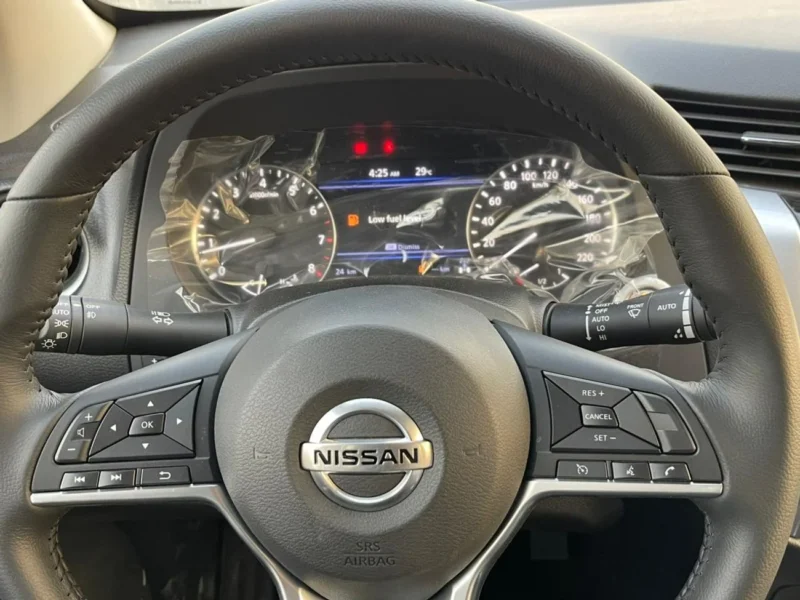 2024 Nissan Navara G Double Cab 2.5L 4 Cylinders Engine 4WD M/T Silver Black