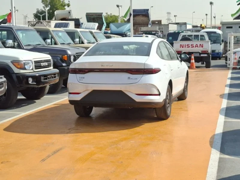 2025 BYD QIN PLUS BYD 1.5 L 4 Cylinders Engine Hybrid White Black Sedan