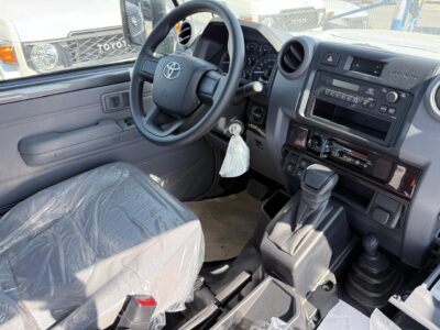 2025 Toyota LC Pickup 4.0L V6 Petrol Engine AT DC Grey Pick Up Truck GCC