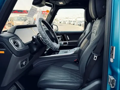 2025 Mercedes-Benz G-Class G 63 AMG 8 Cylinders Engine Blue Black Wagon