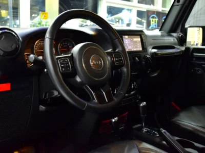 2017 Jeep Wrangler Rubicon RECON EDITION 6 Cylinders Engine Grey Black SUV