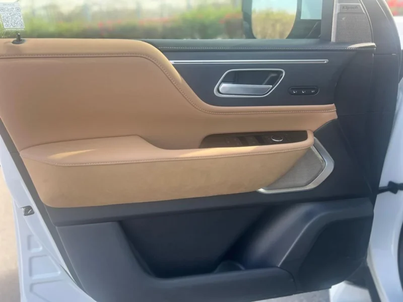 2025 Infiniti QX80 Sensory 3.5L Twin-Turbo V6 Engine White Tan SUV GCC Specs