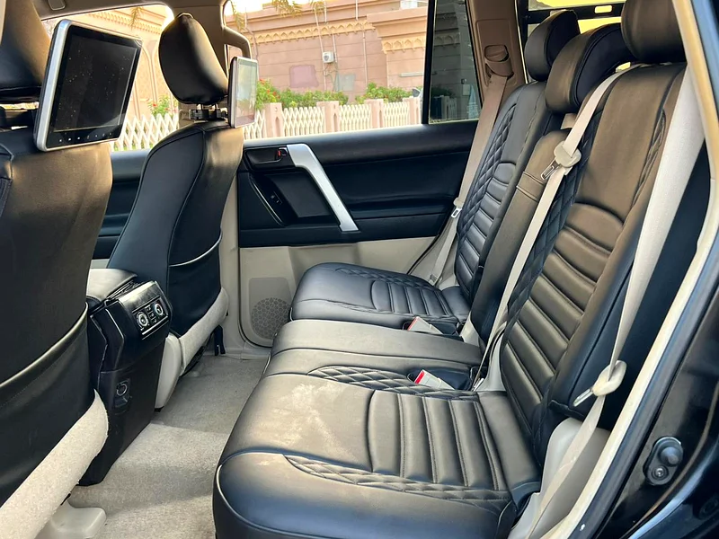 2010 Toyota Prado Tx-l MID 6 Cylinders Petrol Engine Black SUV GCC Specs