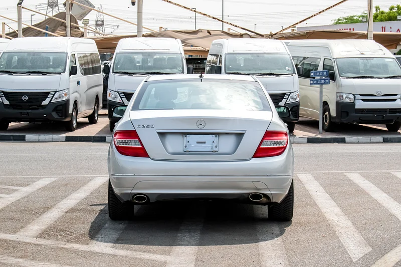 2008 Mercedes-Benz C-Class C250 6 Cylinders Engine Silver Black Sedan Clean Car