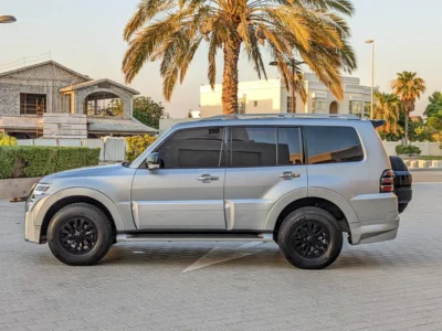 2013 Mitsubishi Pajero GLS MID 6 Cylinders Engine Silver Beige SUV GCC