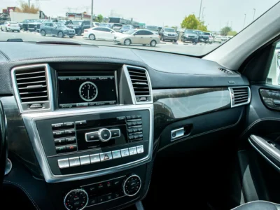 2014 Mercedes-Benz GL-Class GL 550 4Matic 8 Cylinders Engine White Black SUV