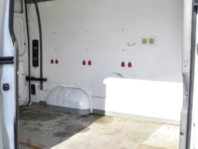 2020 Renault Master Other 4 Cylinder Engine White Black Van GCC Specs