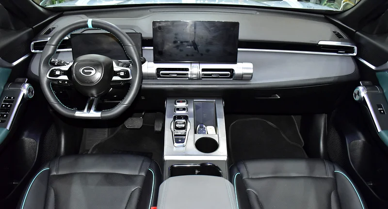 2024 GAC EMKOO GL 4 Cylinders Engine Silver Black SUV GCC Specs