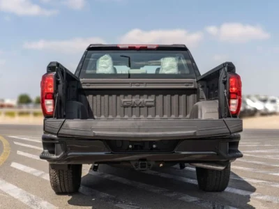 2025 GMC SIERRA 5.3 Liter Petrol V8 Engine Black Grey Pick Up Truck