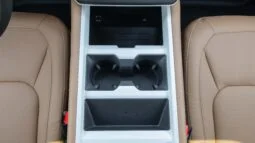 2025 Land Rover Defender X-Dynamic SE 3.0L 6 Cylinders Engine Black Tan SUV